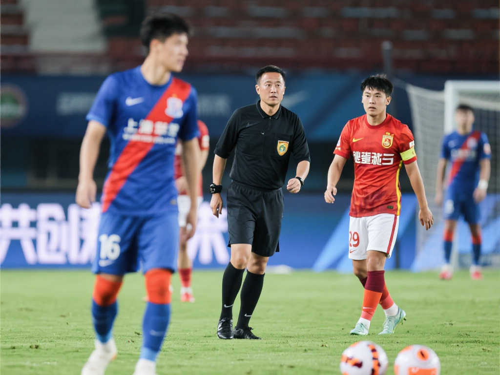 朗肽海本男 朗肽海本男