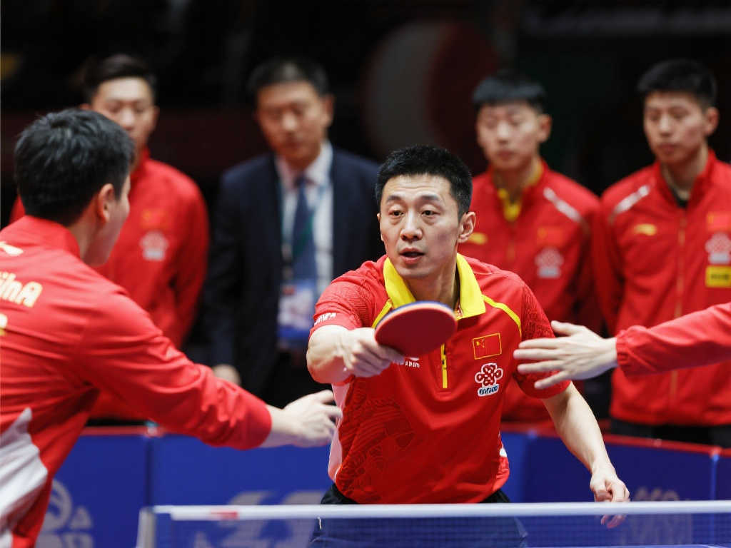 现他在中场 现他在中场